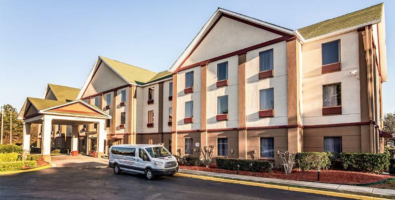 Red Roof Plus+ & Suites Atlanta Airport South College Park Exterior photo