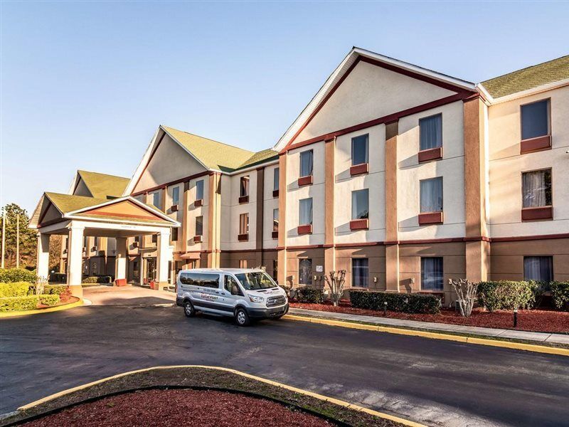 Red Roof Plus+ & Suites Atlanta Airport South College Park Exterior photo